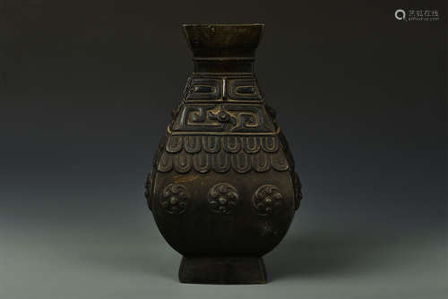 BRONZE VASE QING DYNASTY