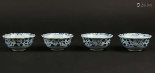 GROUP OF BLUE AND WHITE BOWLS