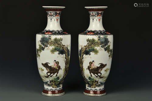 PAIR QIANIANGCAI VASES QING DYNASTY