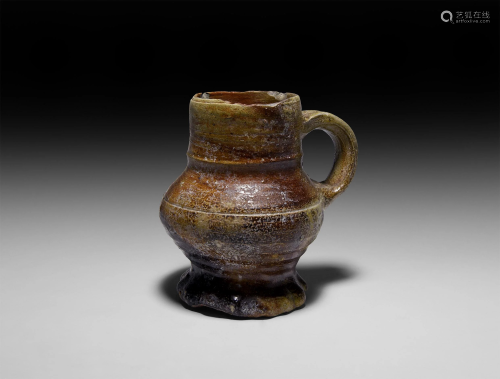 Medieval Glazed Piecrust Mug