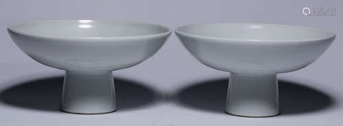 PAIR OF SHUFU GLAZE DRAGON PATTERN HIGH STEM BOWLS