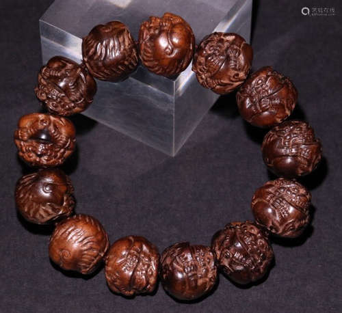 A CHENXIANG STRING BRACELET