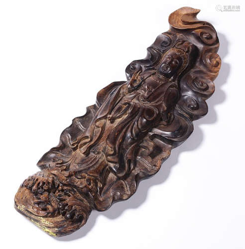 A CHENXIANG WOOD CARVED GUANYIN PATTERN PENDANT