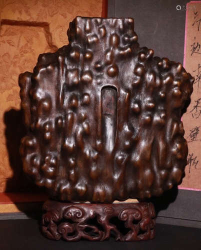 A CHENXIANG CARVED WALL VASE