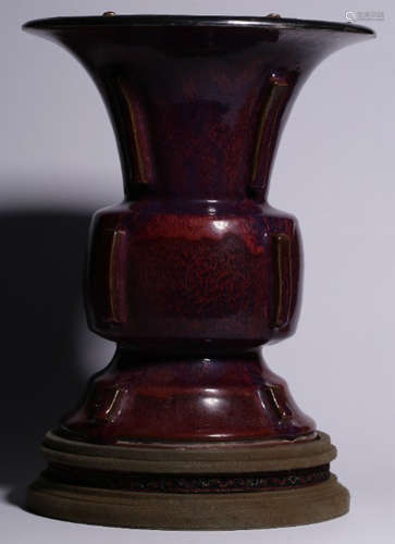 A JUN YAO GLAZE WRAPPED GOLD VASE WITH GEM