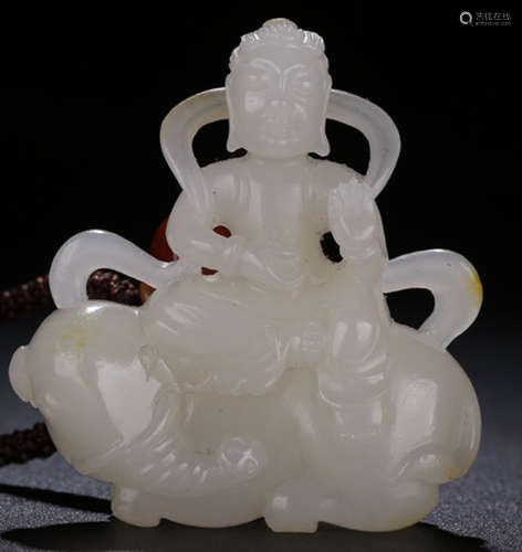 A HETIAN JADE CARVED SAMANTABHADRA PENDANT