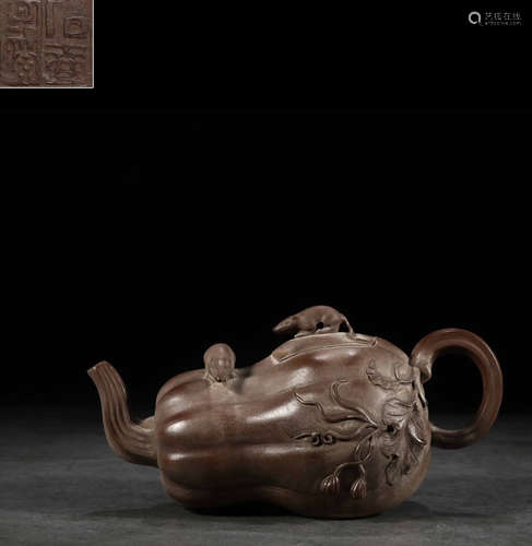 A ZISHA CARVED POT