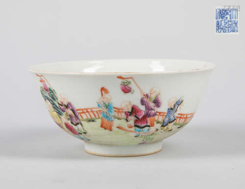 Chinese Famille Rose Porcelain Bowl