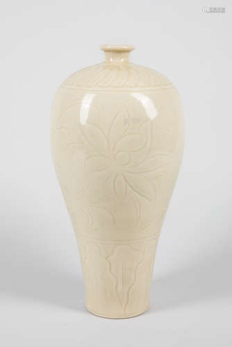 Chinese Ding Type Porcelain Vase