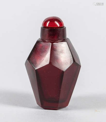 Chinese Ruby Like Glass Snuff Bottle