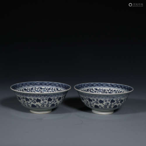 A Pair of Chinese Blue and White Porcelain Bowls