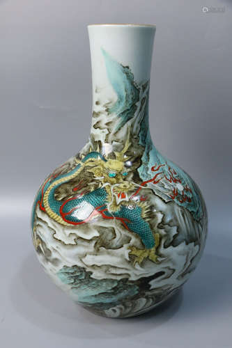 A Chinese Famille Rose Porcelain Vase