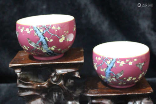 A Pair of Chinese Gilt Red Porcelain Cups