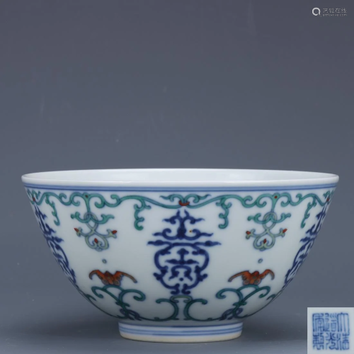 A CHINESE DOUCAI PORCELAIN CUP