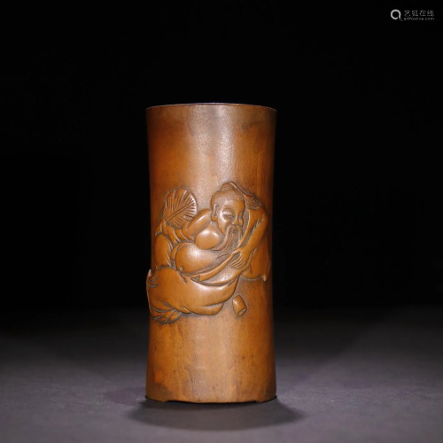 A CHINESE CARVED BOXWOOD BRUSH POT