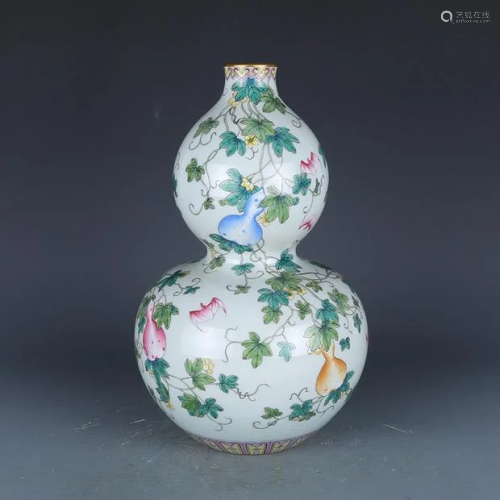 A CHINESE ENAMEL PORCELAIN GOURD-SHAPED …