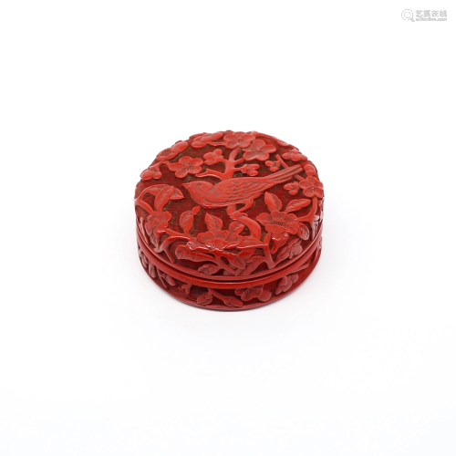 A CHINESE CARVED LACQUERWARE ROUND BOX