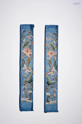 A PAIR OF CHINESE EMBROIDERIES