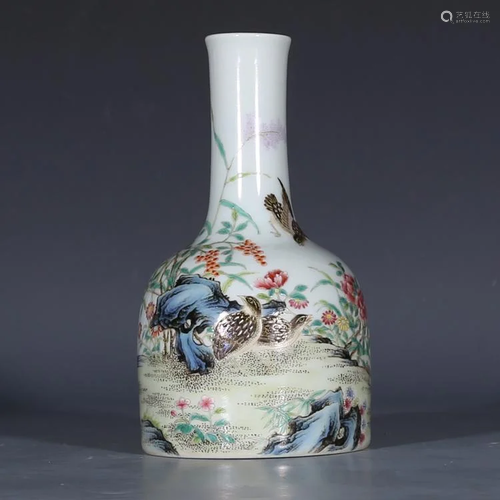 A CHINESE MULTI COLORED PAINTED PORCELAI…