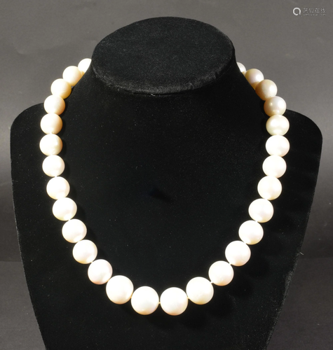 South Sea Pearl Choker with 14K Gold Clasp