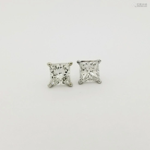 2CTW Diamond Stud Earrings