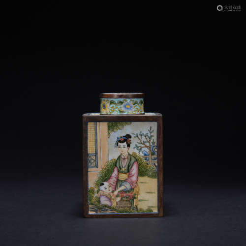 Qing dynasty enamel bottle  with flowers and figure pattern