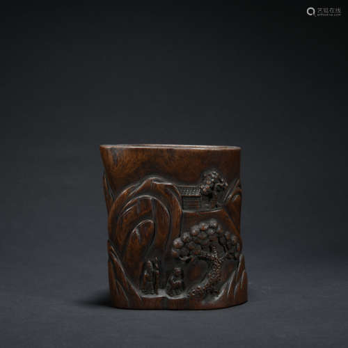 Qing dynasty eaglewood figure pen container