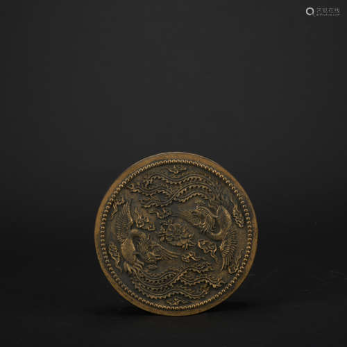 Qing dynasty gilt bronze jewelry box  with dragon and phoenix pattern