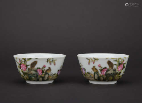 Qing dynasty famille rose cup with flowers and birds pattern 1*pair