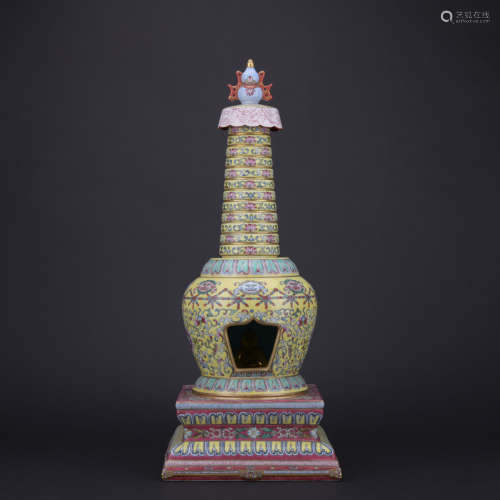 Qing dynasty famille rose pagoda with flowers pattern