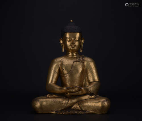 Qing dynasty gilt bronze statue of Amitabha