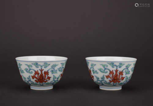 Ming dynasty multicolored cup with flowers patten 1*pair