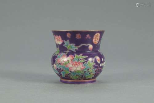 粉彩百花不落地渣头，永庆长春款
Famille Rose Floral Pattern Jar, Yong Qing Chang Chun Mark