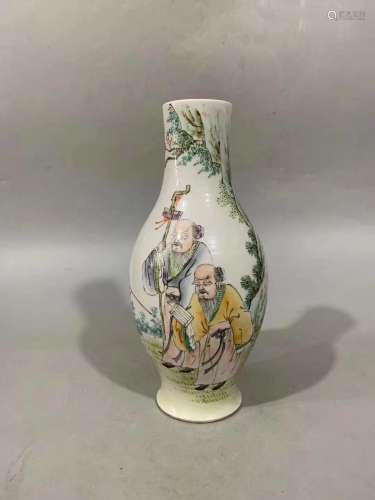 民国浅降彩人物瓶
Republic Period Light Colored Character Vase