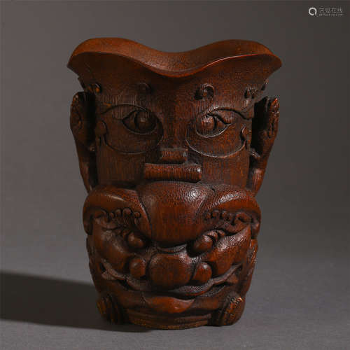 CHINESE BAMBOOCARVING BEAST BRUSH POT