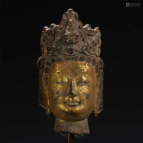 CHINESE STONE GILT LACQUERED BUDDHA HEAD