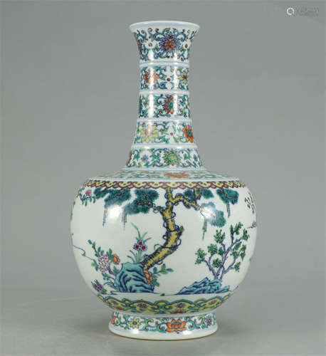 CHINESE DOUCAI PORCELAIN FLOWERS VASE