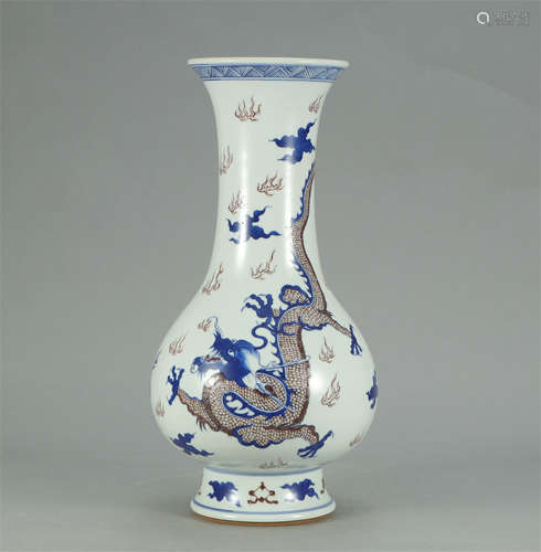 CHINESE BLUE AND WHITE RED UNDER GLAZE DRAGON PATTERN VASE