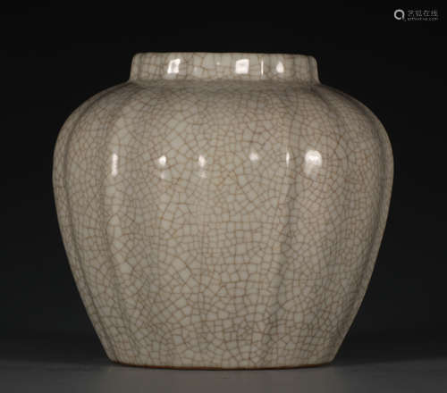 CHINESE FAUX-CRACKED GLAZE MELON SHAPED JAR