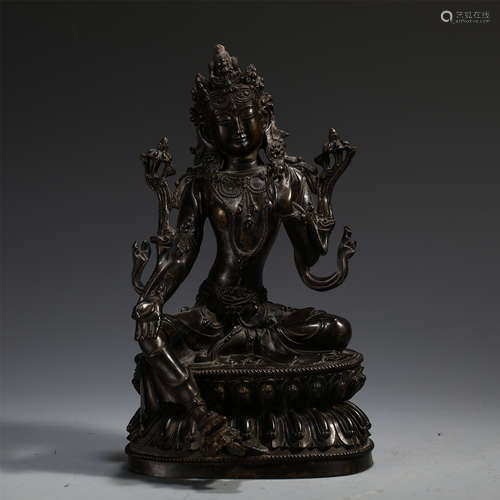 CHINESE GILT BRONZE BUDDHA STATUE ON LOTUS