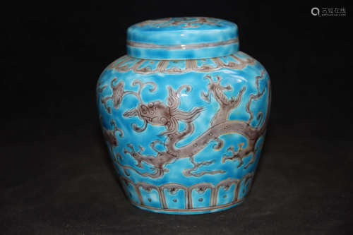 A Chinese Porcelain Tea Cannister