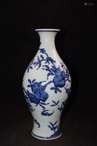 A Chinese Porcelain Vase