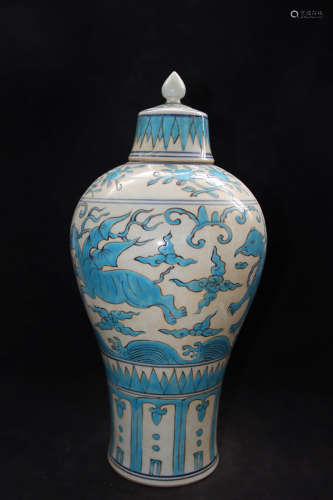 A Chinese Doucai Floral Porcelain Vase