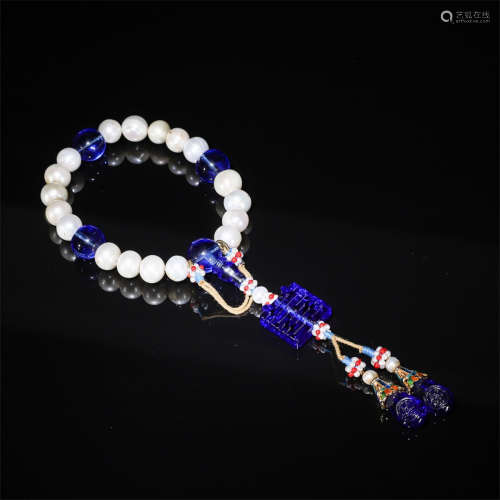 A Chinese Pearl Bracelet