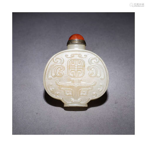 A Chinese Hetian Jade Snuff Bottle