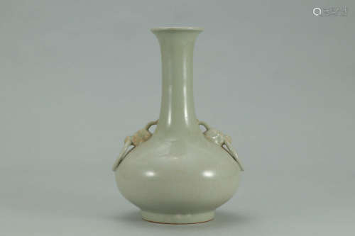 A Chinese White-Glazed
Porcelain Vase