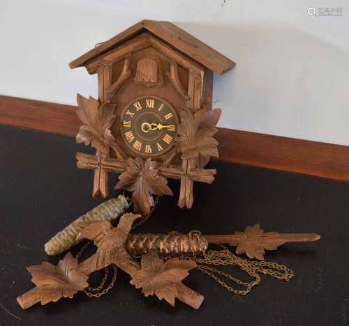 Vintage Black Forest type cuckoo clock
