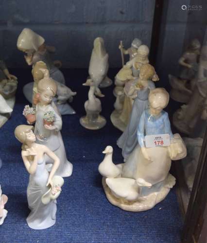 Group of Continental porcelain Lladro style figures (qty)