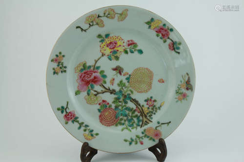 A Chinese Famille Rose Floral Porcelain Plate