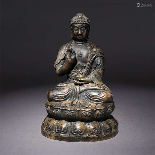 A Chinese Bronze Sitting Statue of Sakyamuni